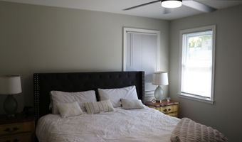 6 Greenfield Dr, Ansonia, CT 06401
