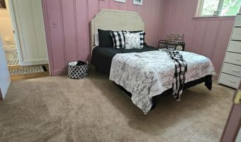 614 6th St NE, Arab, AL 35016
