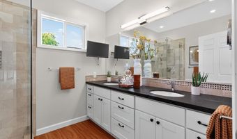 1357 Court St, Alameda, CA 94501