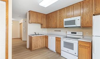 6414 158th St W 201, Apple Valley, MN 55124