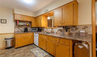 258 S Navarre Ave, Austintown, OH 44515