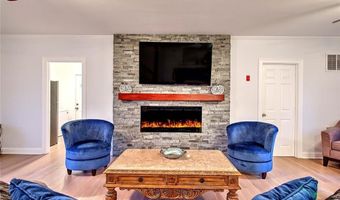 29 Lake Ave, Barrington, RI 02806