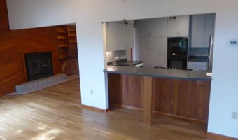 113 Hoop Pole Creek Dr, Atlantic Beach, NC 28512