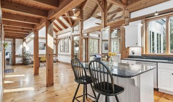 65 Moose Mountain Rd, Brookfield, NH 03872
