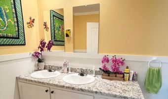 858 S Robert Ave, Avon Park, FL 33825