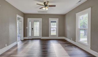 106 S Fox St, Alba, MO 64830