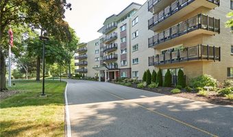 255 N Portage Path 216, Akron, OH 44303