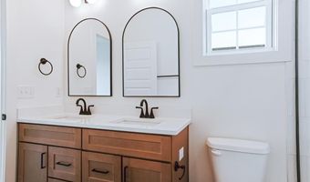 070 BOTTLE Way, Auburn, AL 36830