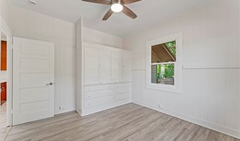 99-42 Kauhale St, Aiea, HI 96701