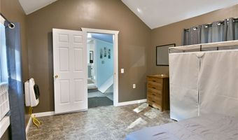 185 Maple Ave, Andover, OH 44003