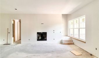 34 Smart Ln, Bella Vista, AR 72715