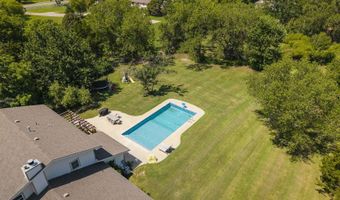 4645 N Hillcrest St, Bel Aire, KS 67220