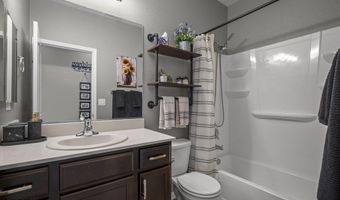 2203 Windrow Dr, Fernley, NV 89408