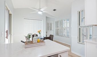 1193 LINKSIDE Ct E, Atlantic Beach, FL 32233