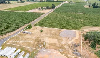 8982 Santiam Loop, Aumsville, OR 97325