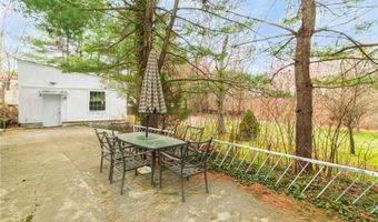 14 Jasper Ave, Johnston, RI 02919