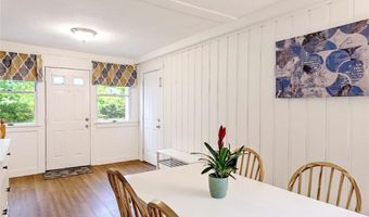 9 Roberta Dr, Barrington, RI 02806