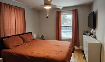 12 Fourteenth St, Bangor, ME 04401