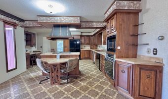 101 7th Ave NW, Bowman, ND 58623