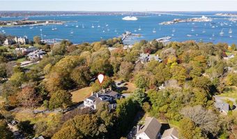 46 CHASTELLUX Ave M6, Newport, RI 02840