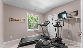 6829 LITTLE RIVER Tpke, Annandale, VA 22003
