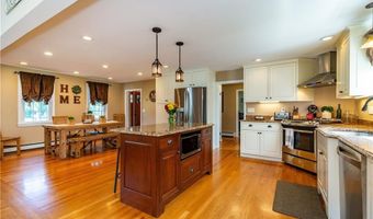 471 N Quidnessett Rd, North Kingstown, RI 02852