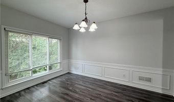 175 Sessingham Ln, Alpharetta, GA 30005
