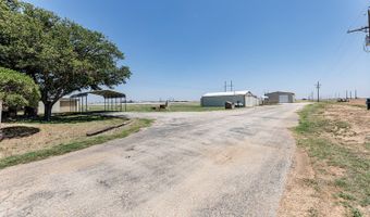 3261 I-27, Abernathy, TX 79311