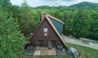 5 Lakeview Dr, Barboursville, WV 25504