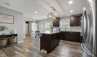 1704 Dallas St, Auburn, IN 46706