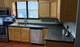 14 NW 4th Ave, Aberdeen, SD 57401