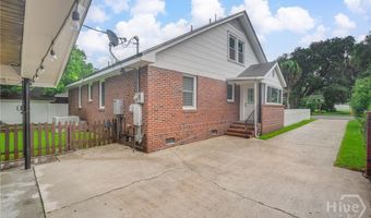 14 E 54th St, Savannah, GA 31405