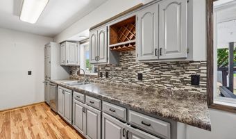 5563 Main Ave NE, Albertville, MN 55301
