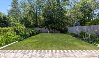 47 North Rd B, Jamestown, RI 02835