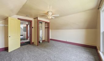 329 W 5th St, Auburn, IN 46706