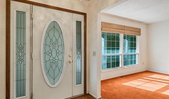 1115 Dutch Mill Dr, Ballwin, MO 63011