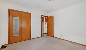 1203 Gerald St, Barling, AR 72923