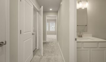 5860 156th St W, Apple Valley, MN 55124