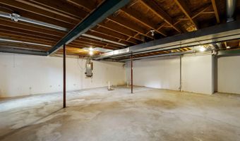 427 Ryan Rd, Ann Arbor, MI 48103