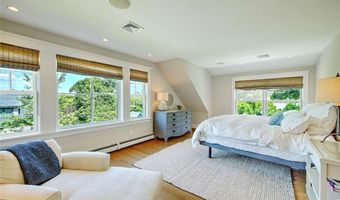 5 Curtis Rd, North Kingstown, RI 02874