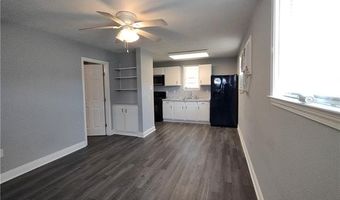 118 YORKE St D, Belle Chasse, LA 70037