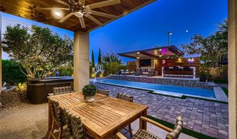 10313 Jade Point Dr, Las Vegas, NV 89135