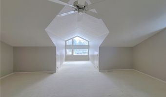325 Inwood Trl, Aurora, OH 44202