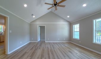 206 Riverchase Dr, Bainbridge, GA 39819