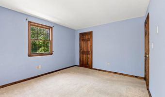 8 Bean Hill Rd, Belmont, NH 03220