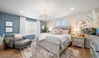 22292 E 38th Pl, Aurora, CO 80019