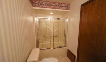 101 Hilltop Dr, Ackley, IA 50601