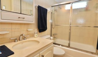 2851 Leonard Dr J507, Aventura, FL 33160