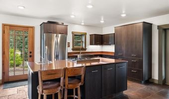 5546 Valley Rd, Alanson, MI 49706