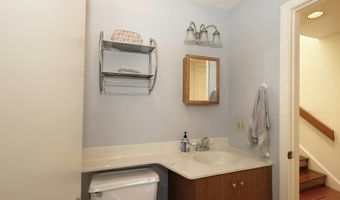 62 Deer Run 62, Bethel, CT 06801